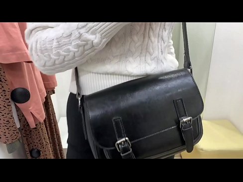 ❤️ Offentlig onani af ung kælling FeralBerry med en dildo i prøverummet ❤❌ Sex video at da.fuxporn-com.ru
